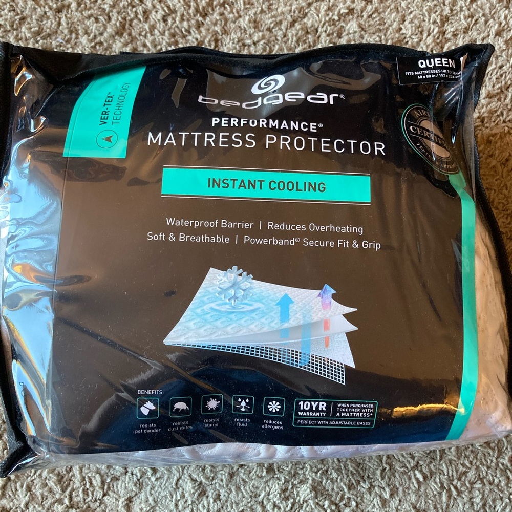 Bedgear Ver-Tex Queen Mattress Protector - Instant Cooling